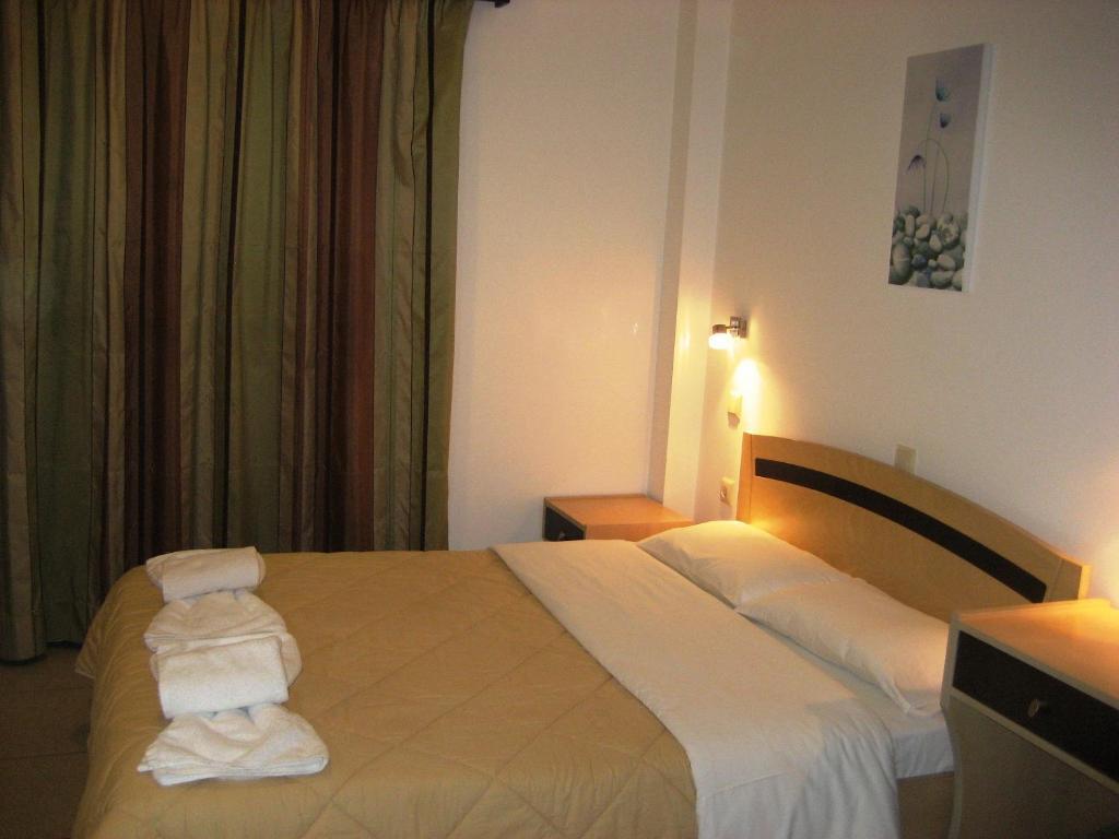Yiorgos Studios Paleóchora Chambre photo